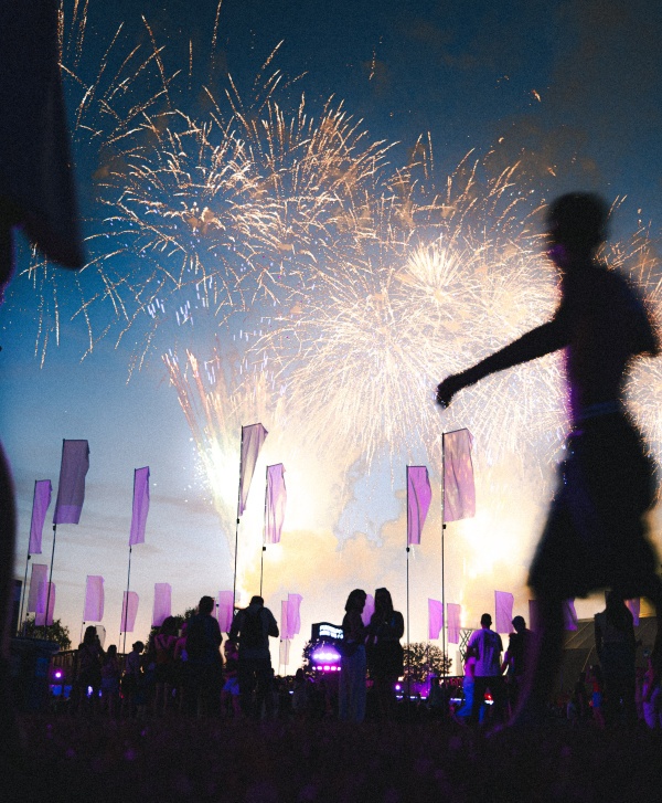 20240815 - 21u27m31s - Pukkelpop 2024 - Vuurwerk - FarahLieten (1).jpg