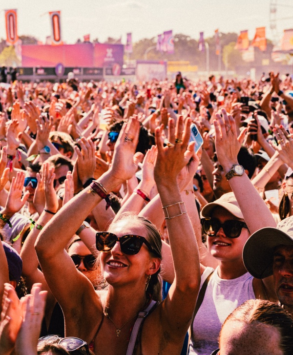 Pukkelpop 2025 - Pommelien Thijs - 16u11m33s - @behangmotief.jpg