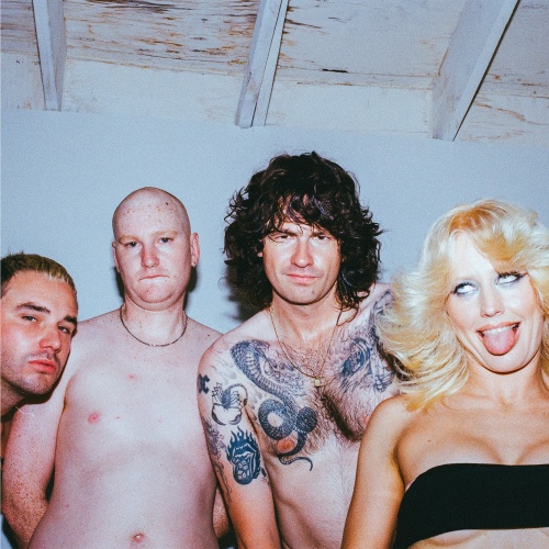 Amyl and The Sniffers