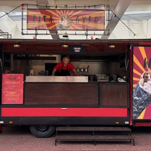 Pitta-Gyros.JPG